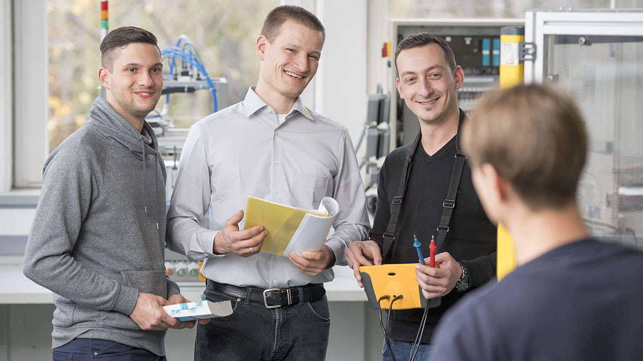 Dozent Elektromaschinenbau (m/w/d)